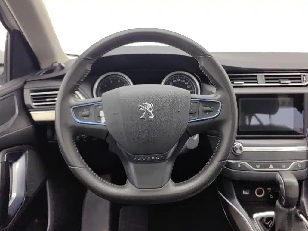 Peugeot 408 — миниатюра 11