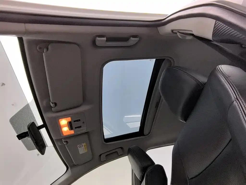 Toyota RAV4 — миниатюра 14