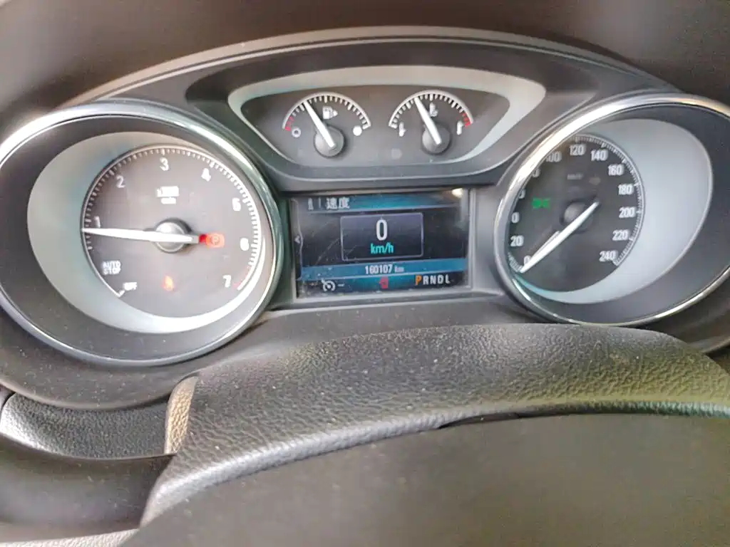 Buick Envision Plus — миниатюра 5