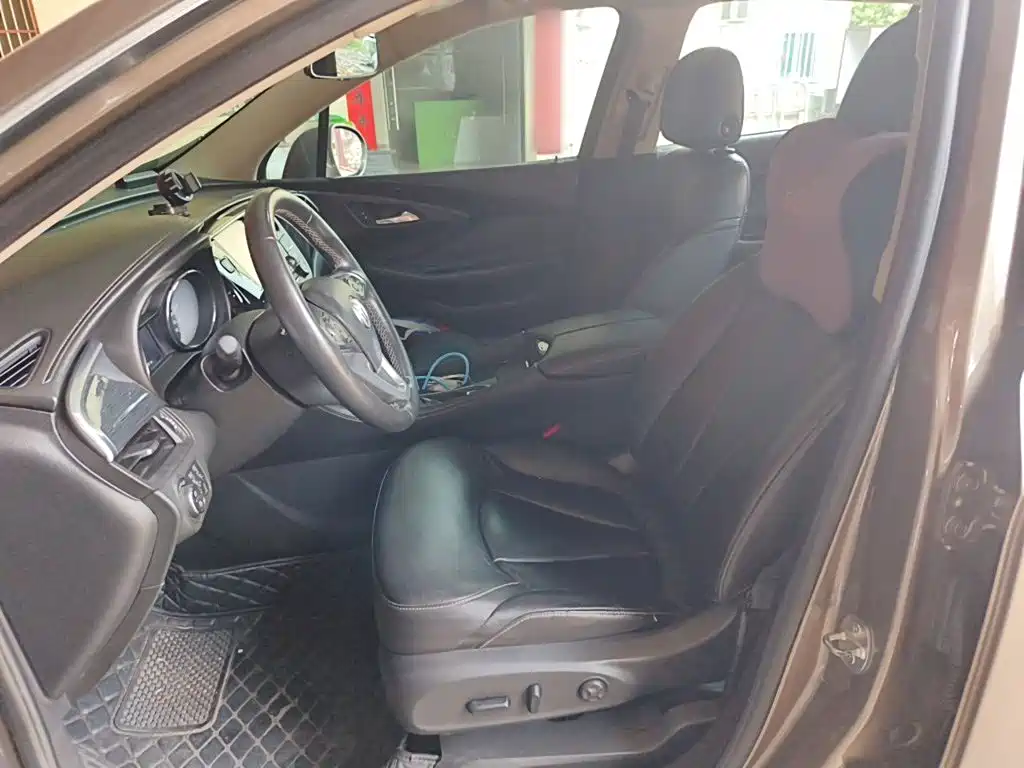 Buick Envision Plus — миниатюра 8