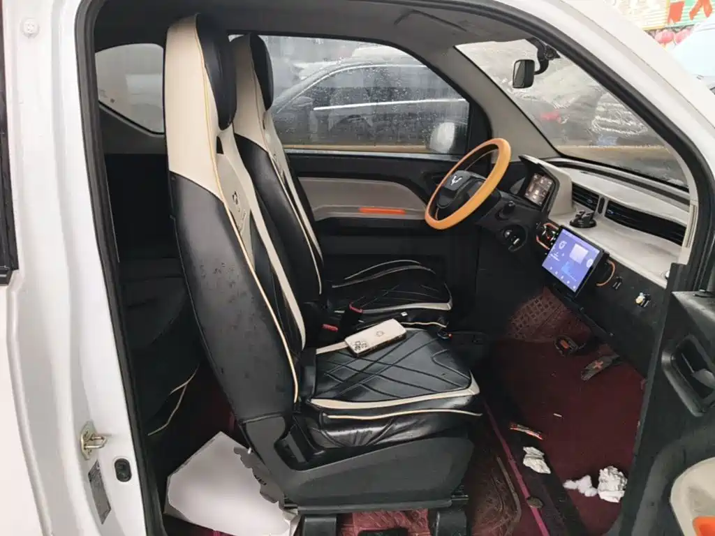 Wuling MINIEV — миниатюра 25