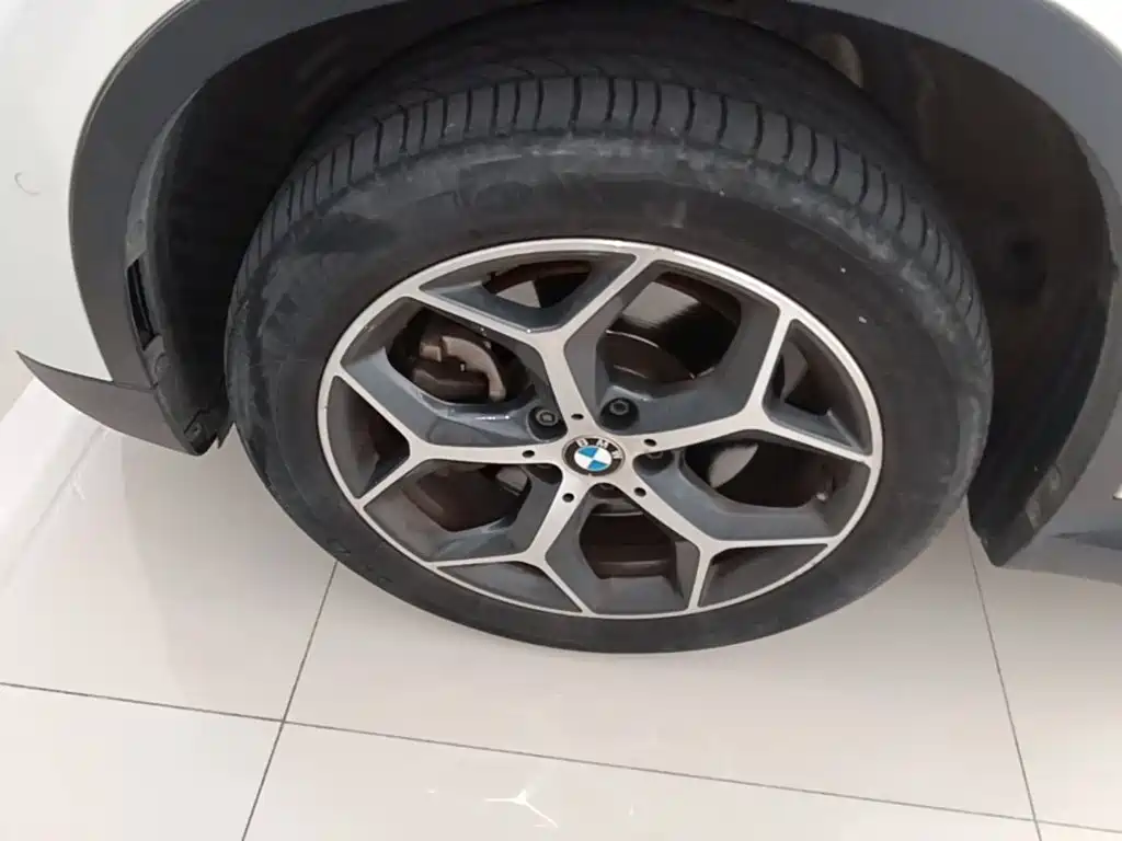 BMW X1 — миниатюра 23