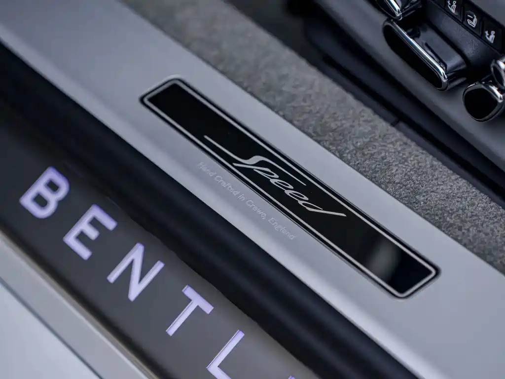 BENTLEY CONTINENTAL PLUG IN HYBRID