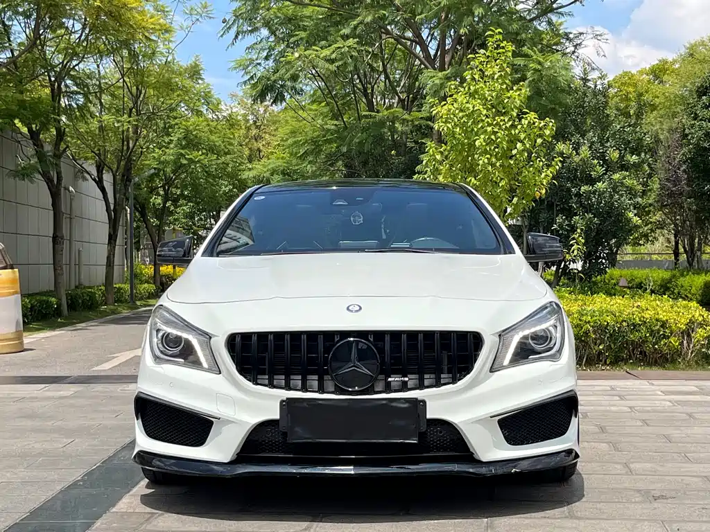 Mercedes-Benz CLA AMG — миниатюра 2