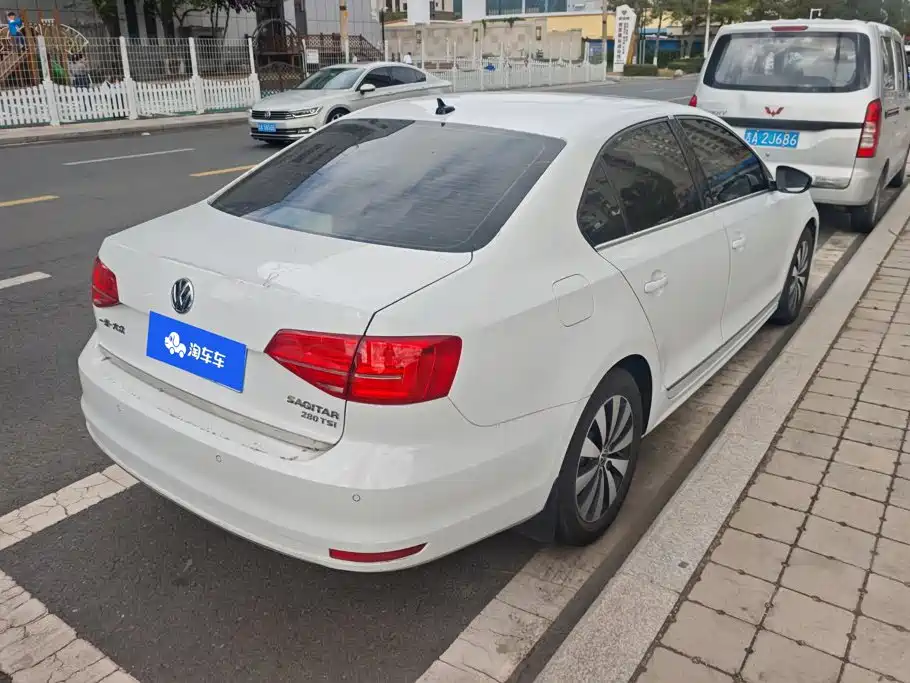 Volkswagen Sagitar — миниатюра 3