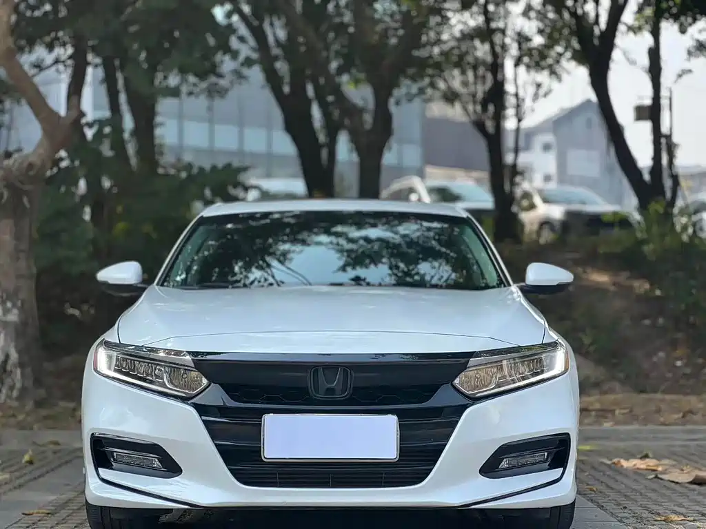 Honda Accord — миниатюра 2