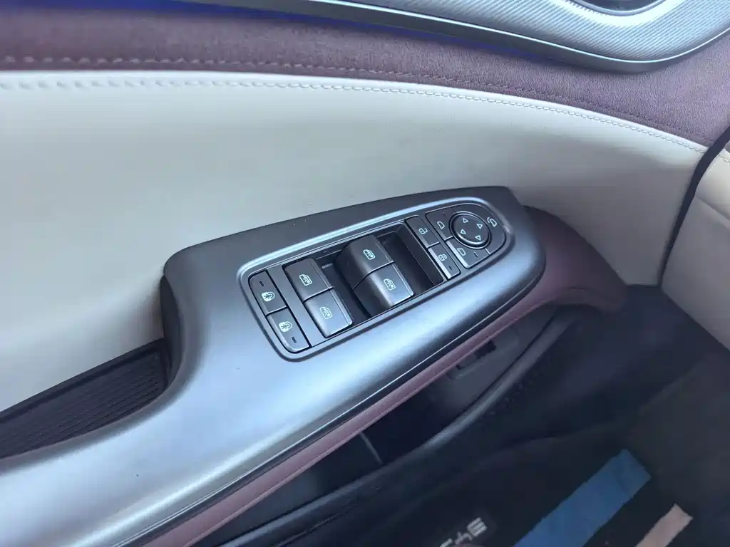 BYD Seal 07 DM-i — миниатюра 23