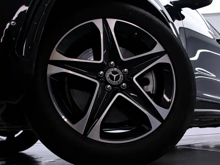 Mercedes-Benz GLE New Energy — миниатюра 20