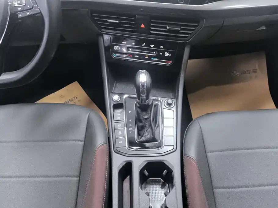 Volkswagen Bora — миниатюра 16