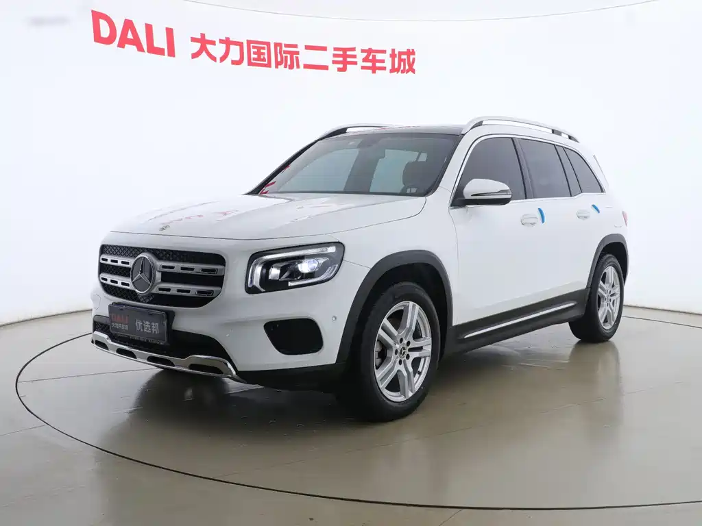 MERCEDES-BENZ GLB