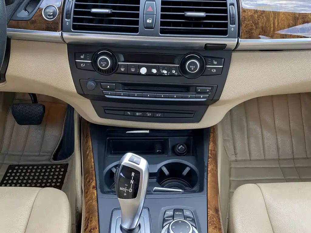 BMW X5 (Import) — миниатюра 12