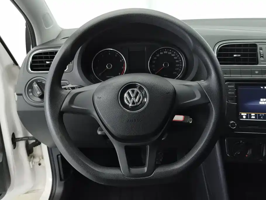 Volkswagen Polo — миниатюра 15