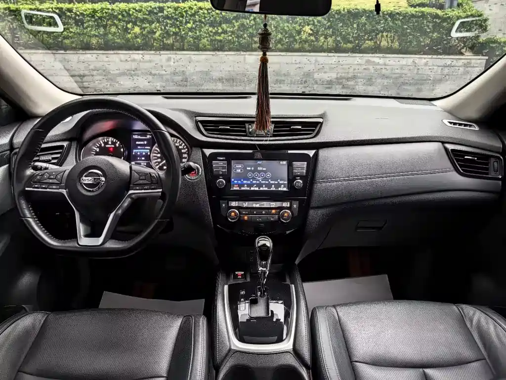 Nissan X-Trail — миниатюра 15