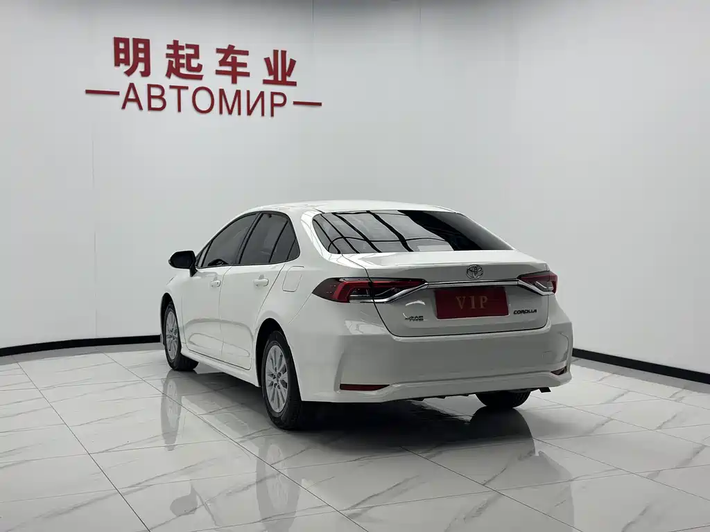 Toyota Corolla — миниатюра 8