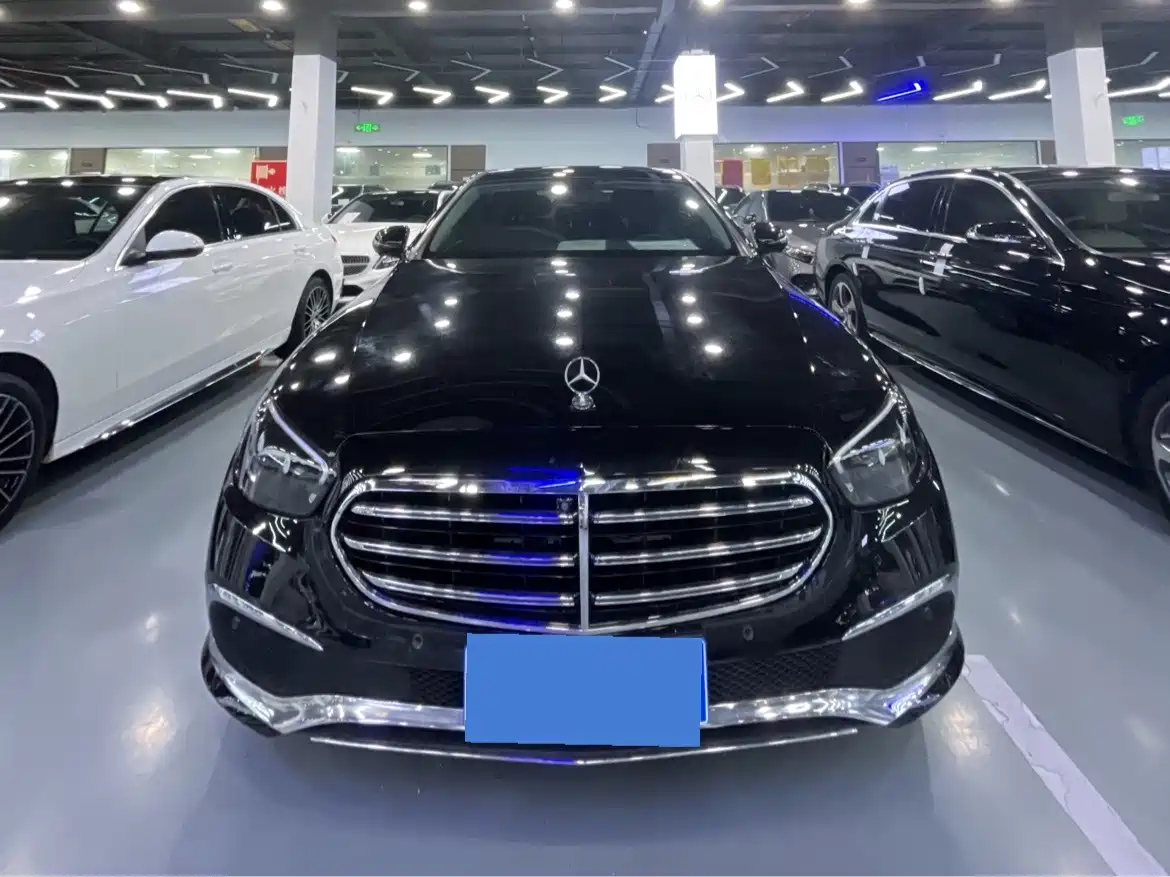 奔驰E级 2023款 改款 E 300 L 运动时尚型 2023