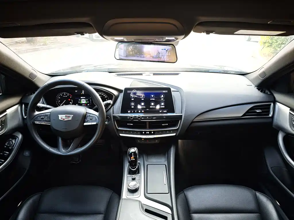 Cadillac CT5 — миниатюра 18