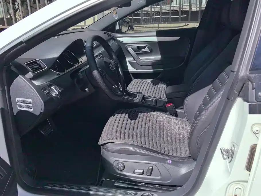 Volkswagen CC — миниатюра 9
