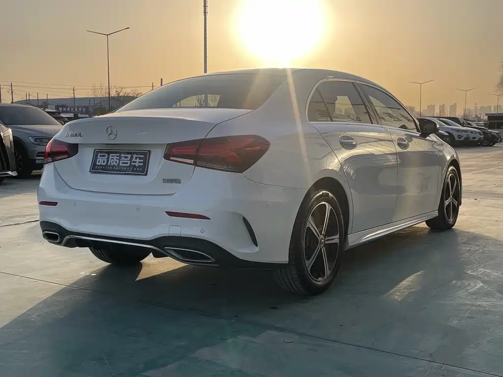 MERCEDES-BENZ A CLASS