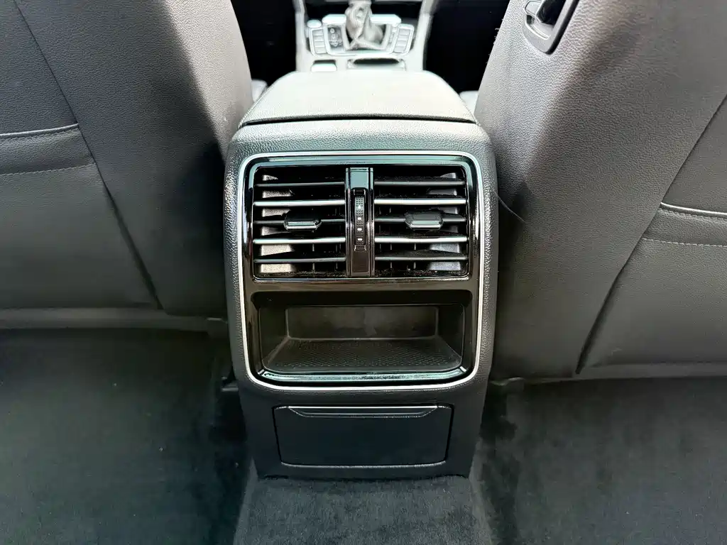Volkswagen Magotan — миниатюра 12