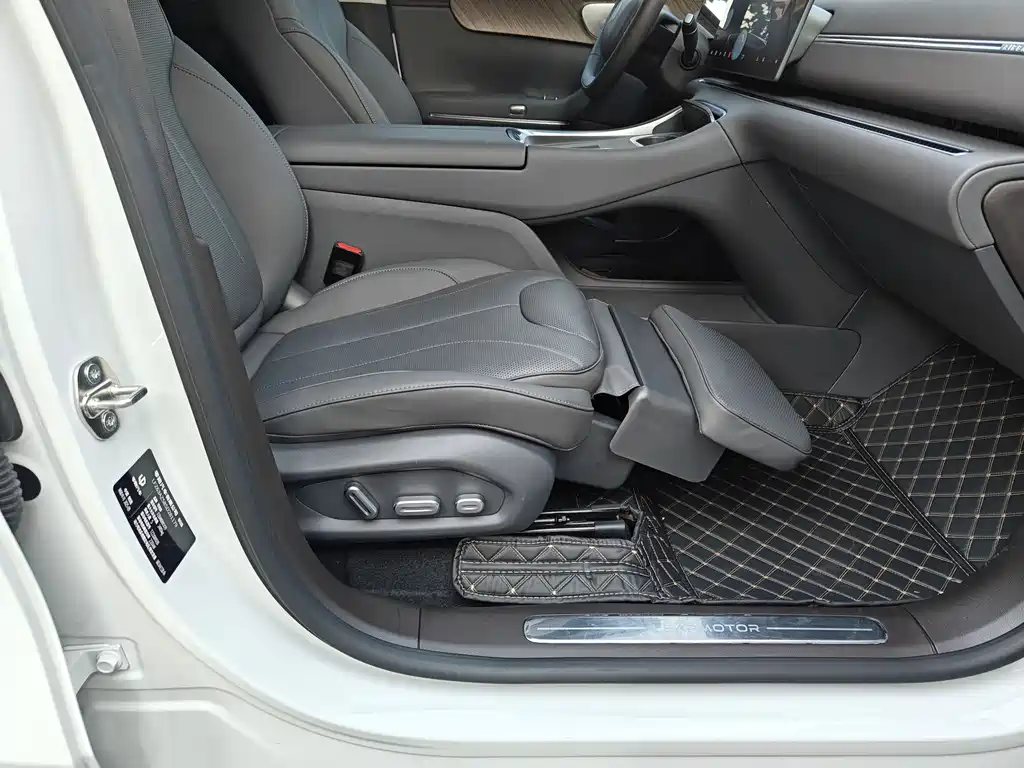 Leapmotor C11 2026 640