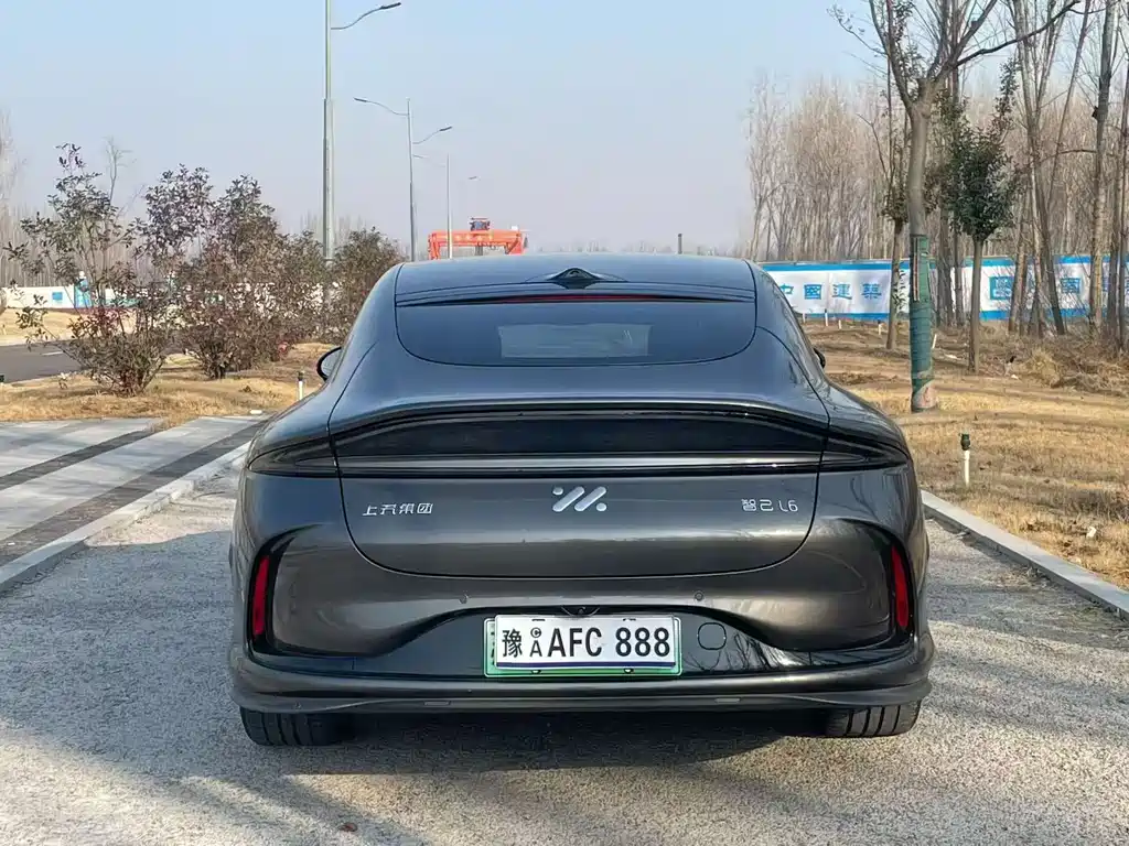 ZHIJI AUTOMOBILE ZHIJI L6