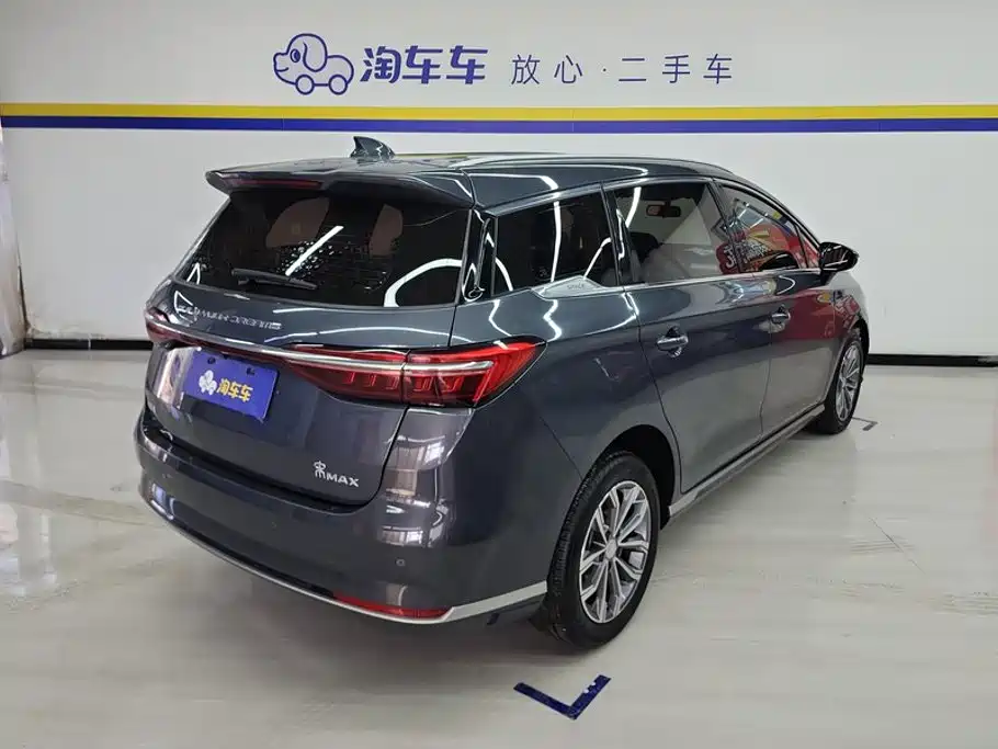 BYD MAX — миниатюра 3