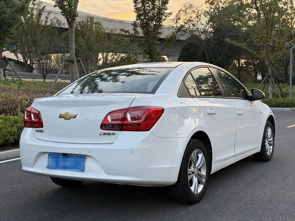 Chevrolet Cruze — миниатюра 4