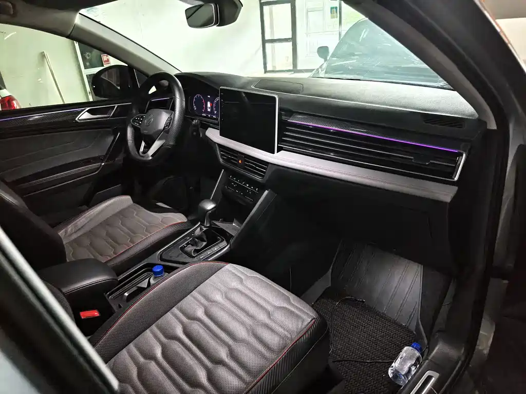 Volkswagen Tiguan X — миниатюра 9