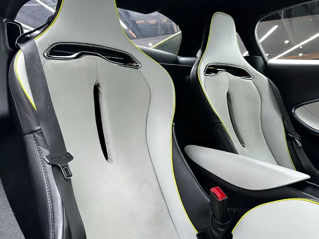 McLaren Artura — миниатюра 19