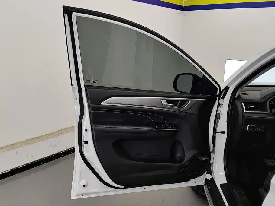 Haval M6 — миниатюра 7