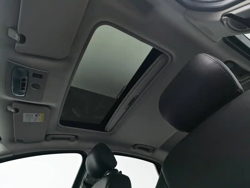 Ford Mondeo — миниатюра 14