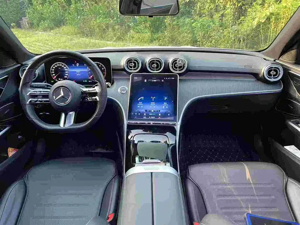 Mercedes-Benz C-Class — миниатюра 6