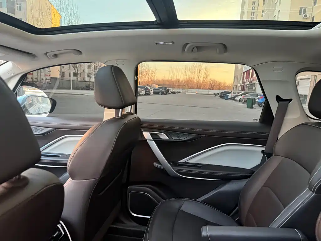 GEELY AUTOMOBILE JIAJIE