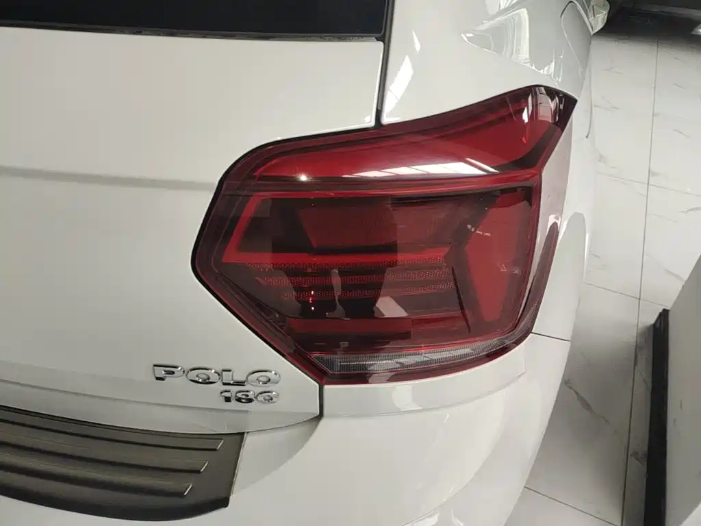 Volkswagen Polo — миниатюра 8