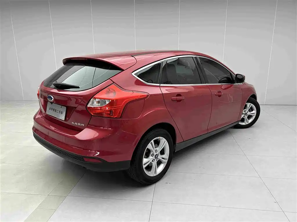 Ford Focus — миниатюра 4