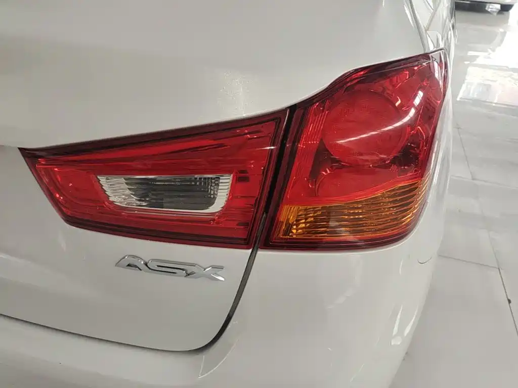 Mitsubishi ASX — миниатюра 8