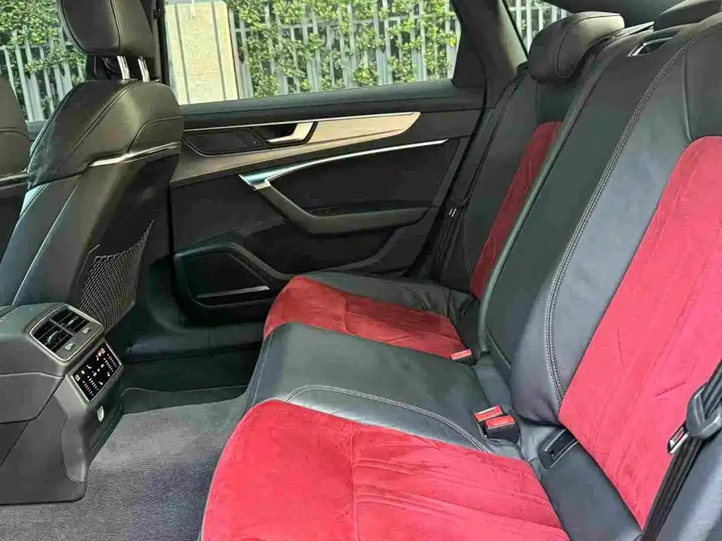 Audi A6L — миниатюра 10