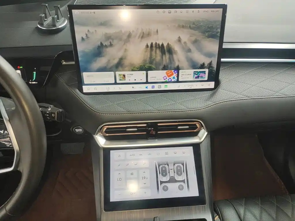 Wey Wey Latte DHT-PHEV — миниатюра 13