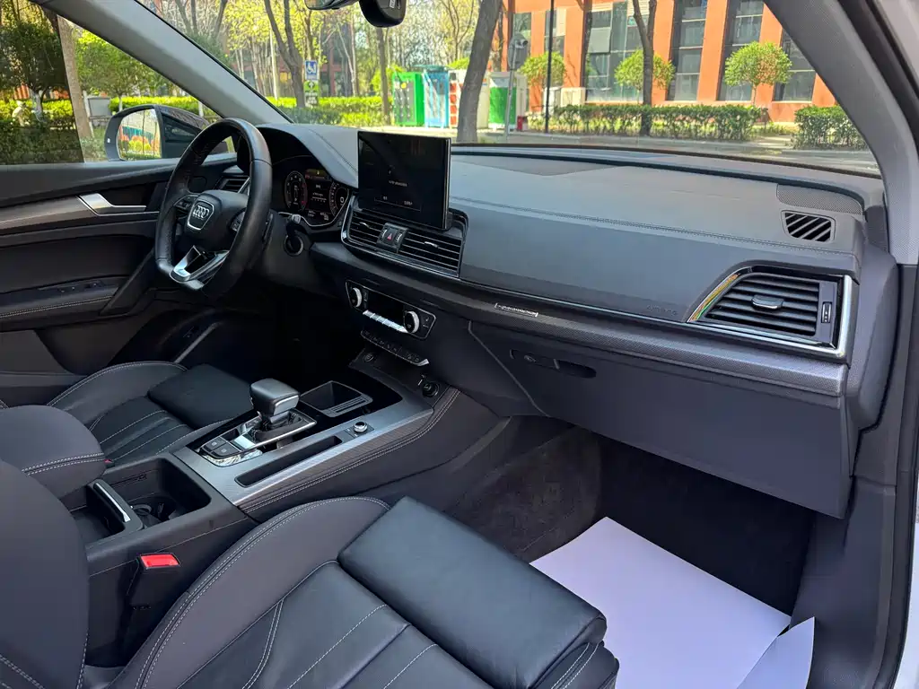 Audi Q5L 2022 40T Luxury