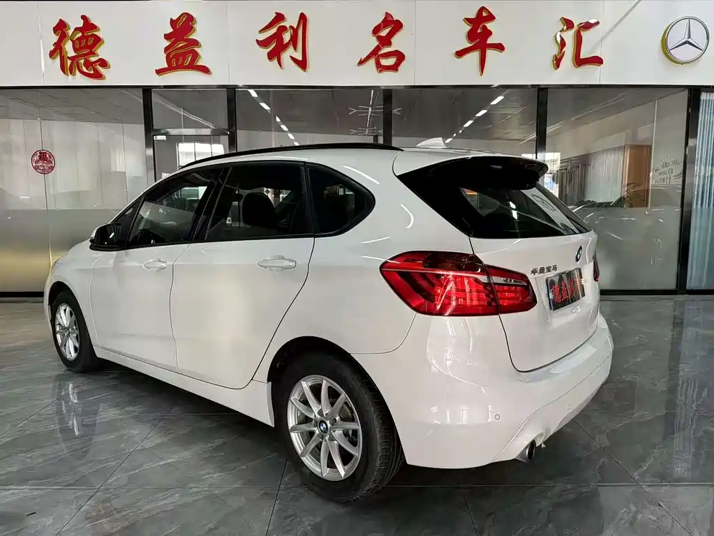 BMW 2 SERIES STATION WAGON