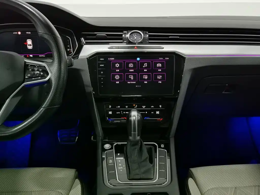 Volkswagen Magotan — миниатюра 12