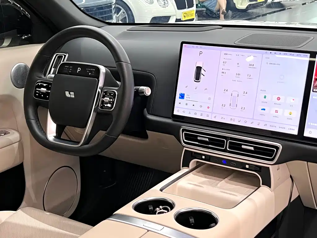 Li Auto Li L8 — миниатюра 7