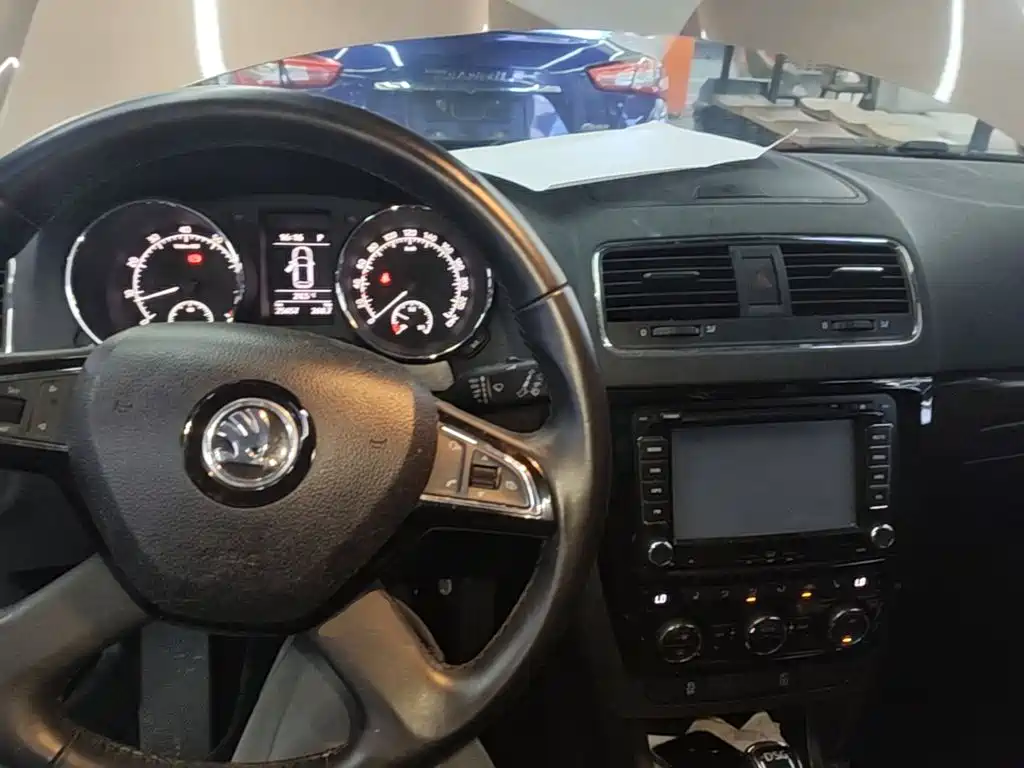 Skoda Yeti — миниатюра 10