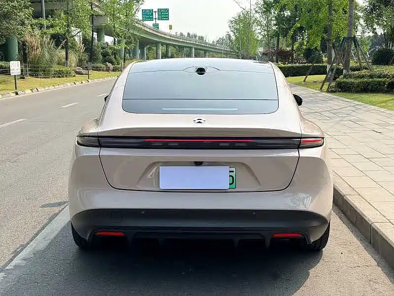 NIO ET5 — миниатюра 13