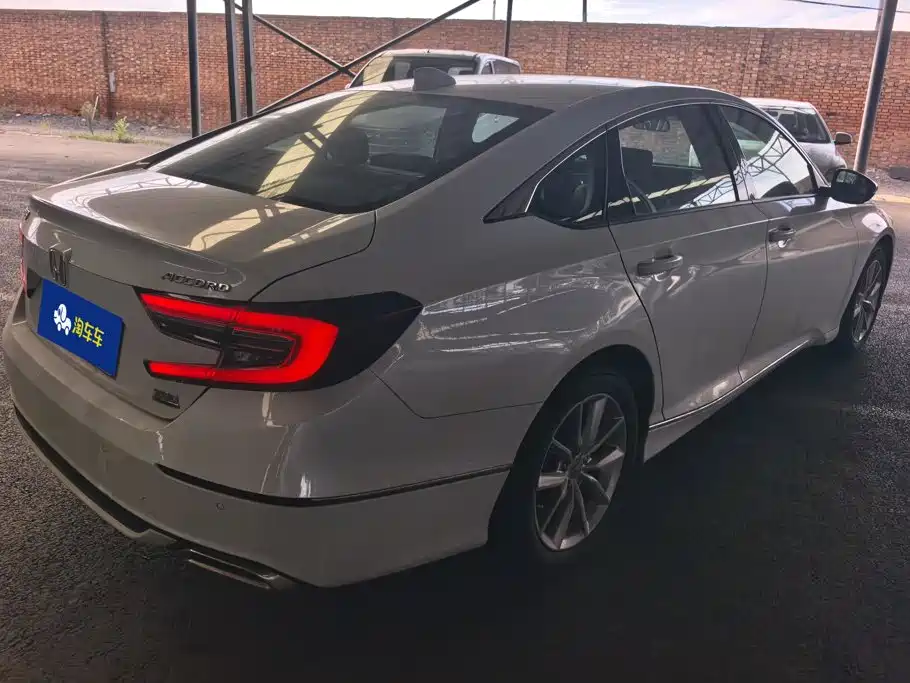 Honda Accord — миниатюра 3