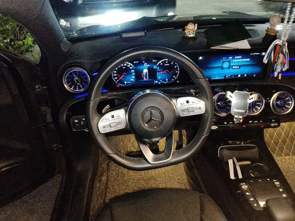 Mercedes-Benz A-Class — миниатюра 11