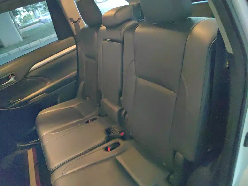Toyota Highlander — миниатюра 18