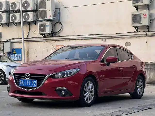 mazda 3-angkesaila
