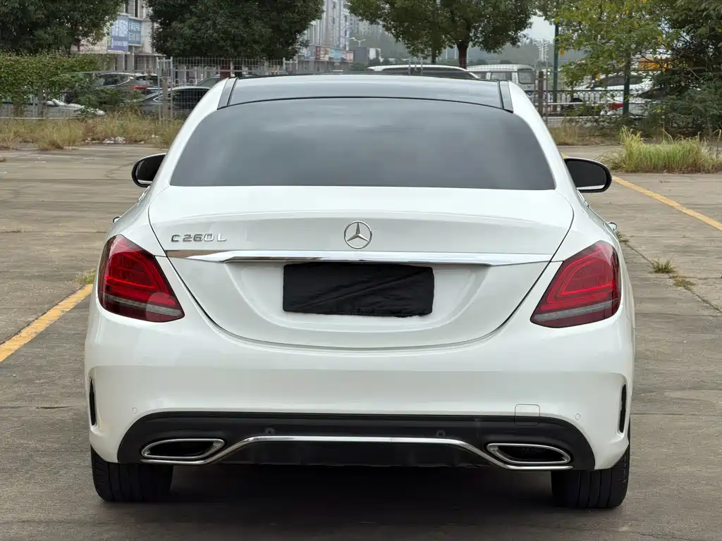 Mercedes-Benz C-Class — миниатюра 8