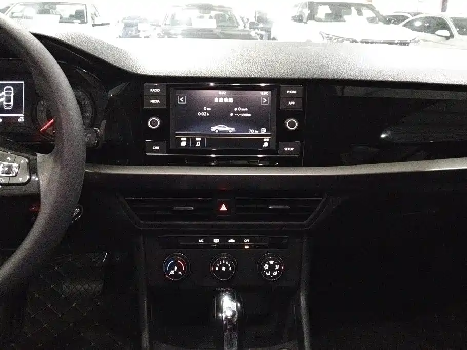 Volkswagen Lavida — миниатюра 13